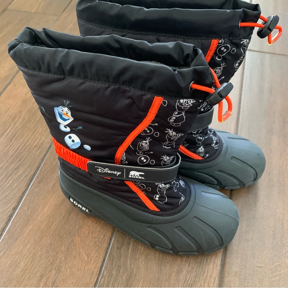 Sorel Youth Flurry Disney Frozen Olaf Snow Boots size 4